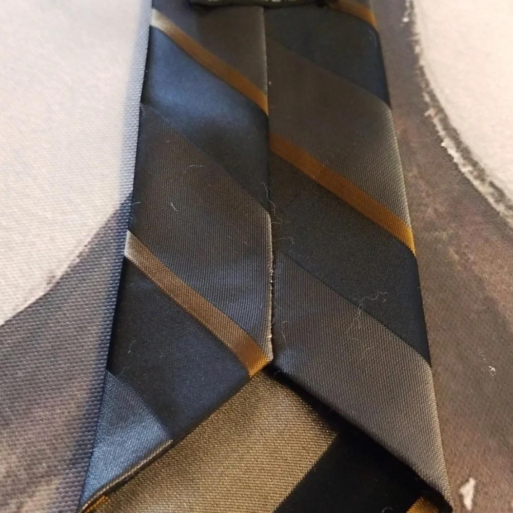 Vintage Youth Necktie
